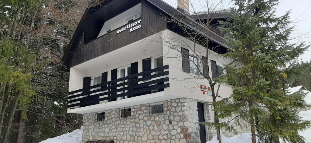 Budova, kde se apartmán nachází
