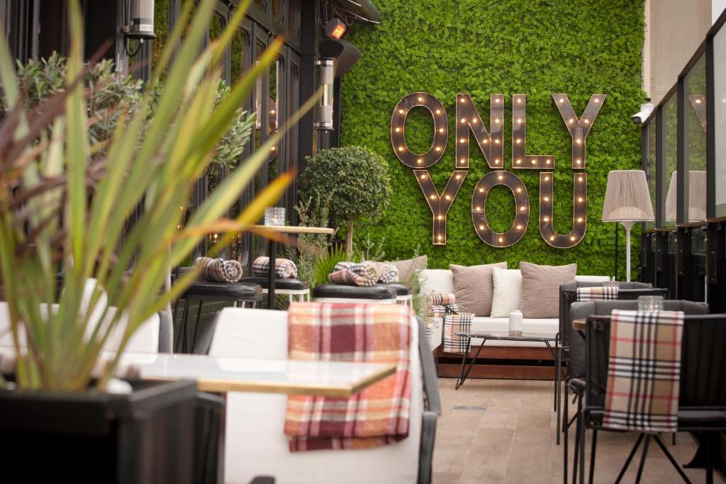 Only YOU Hotel Atocha - Resim 8