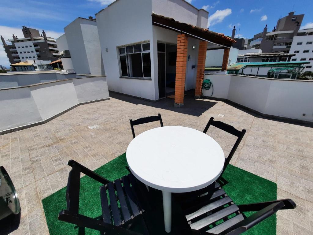  Cobertura com Ótima Vista e Localização em Floripa