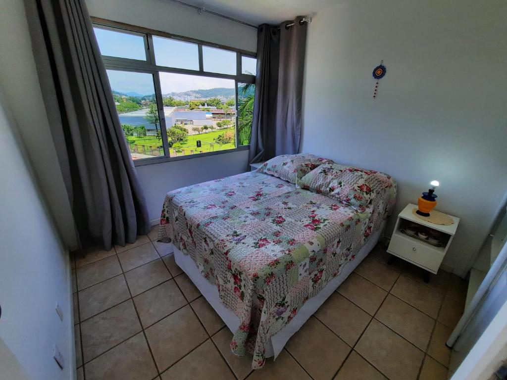  Cobertura com Ótima Vista e Localização em Floripa