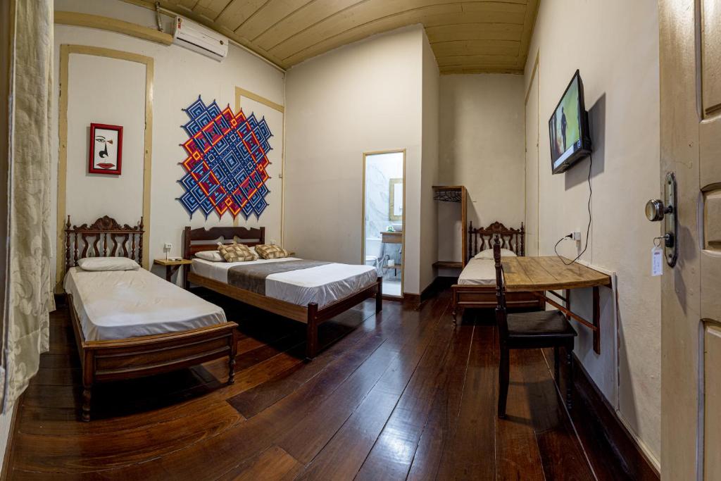  Reviver Hostel