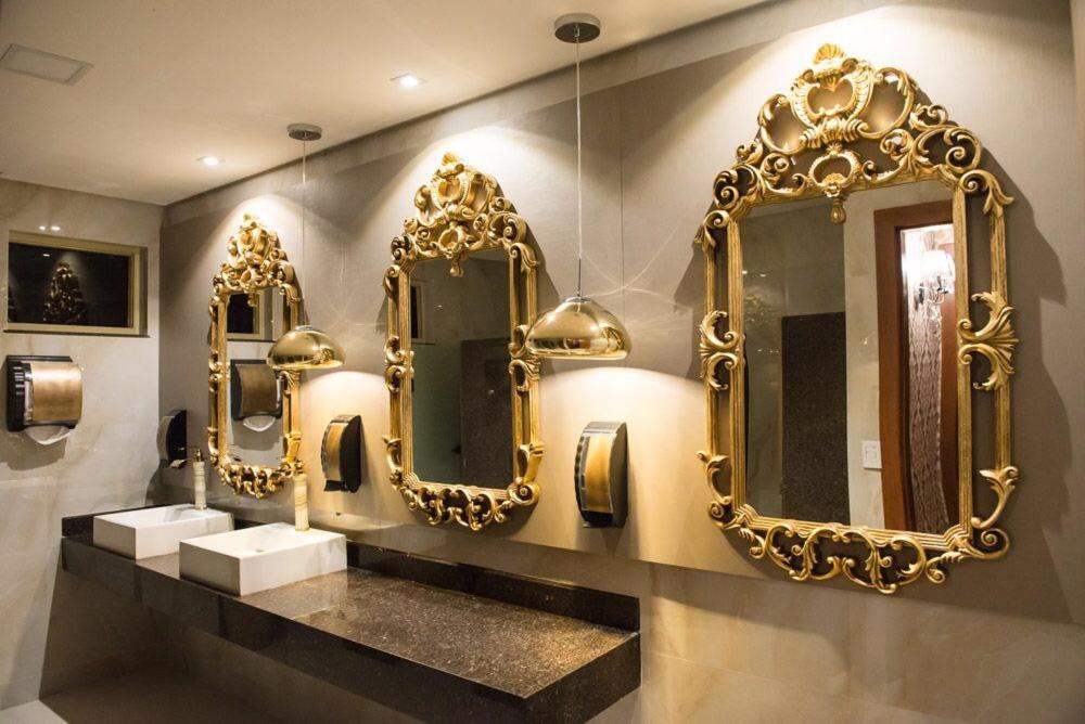  Golden Lis Hotel Boutique