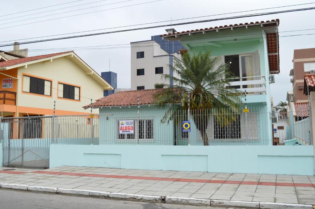  CASA BROLLO IGREJA