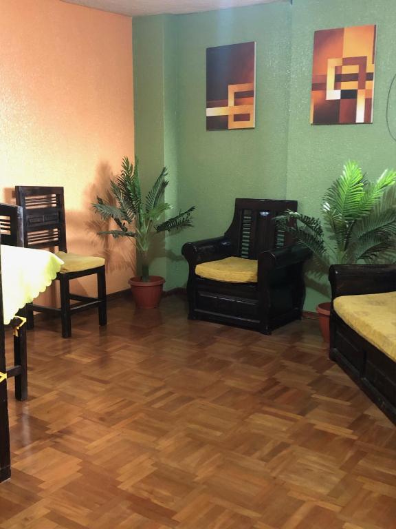 Posezení v ubytování La Estación Hostal