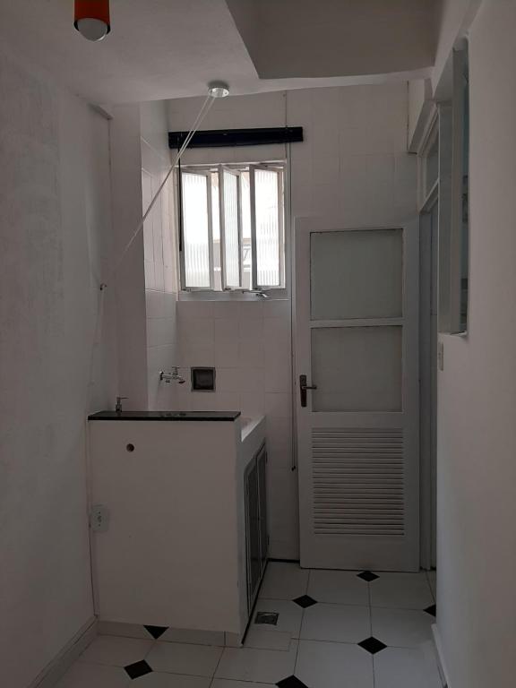  Promoção Lindo apartamento de 2 quartos à 3 quadras da praia