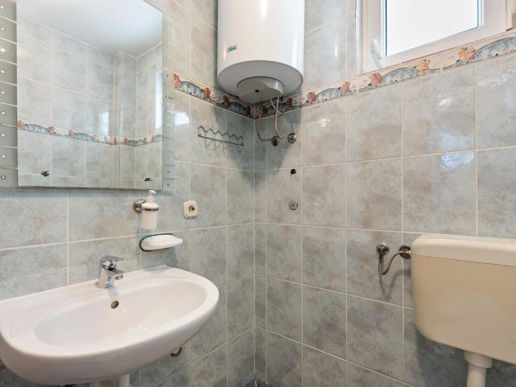 Fotografia z galérie ubytovania Quaint Apartment in Vir with Sea Beach Nearby vo Viry