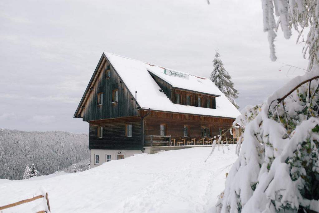 Gamsberg Hütte v zimě