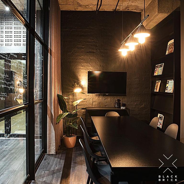 Uma televisão e/ou sistema de entretenimento em Blackbrick Sandton One