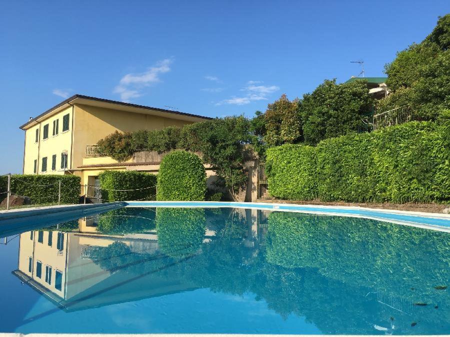 Booking.com: La Villa Degli Ulivi , Soiano del Lago, Italia - 12 Giudizi  degli ospiti . Prenota ora il tuo hotel!
