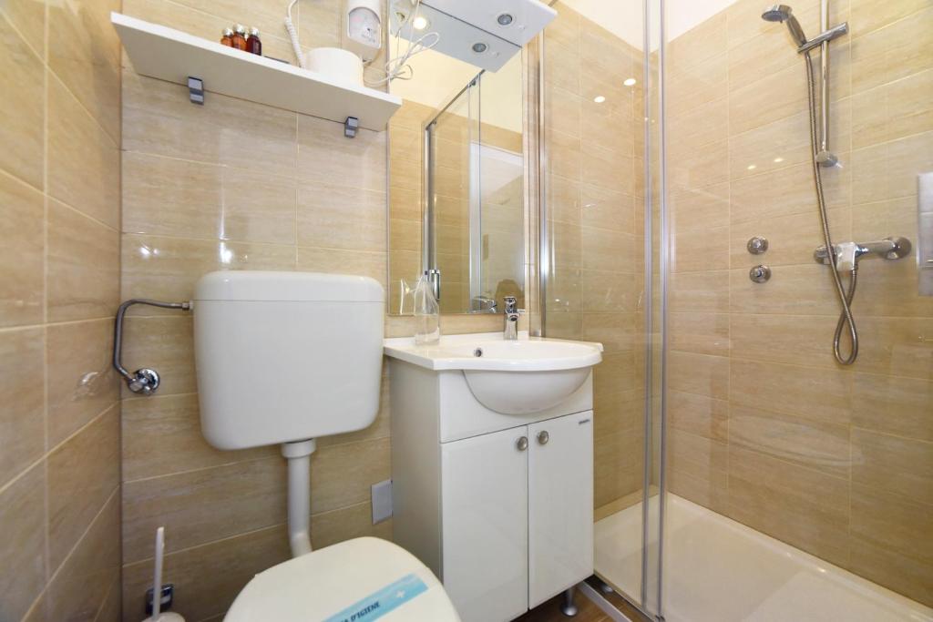 Hotel Orient Zagreb - Resim 25