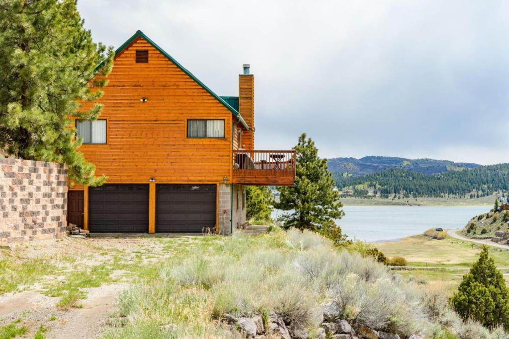 Scenic Panguitch Lake Cabin, Panguitch Lake (updated prices 2024)