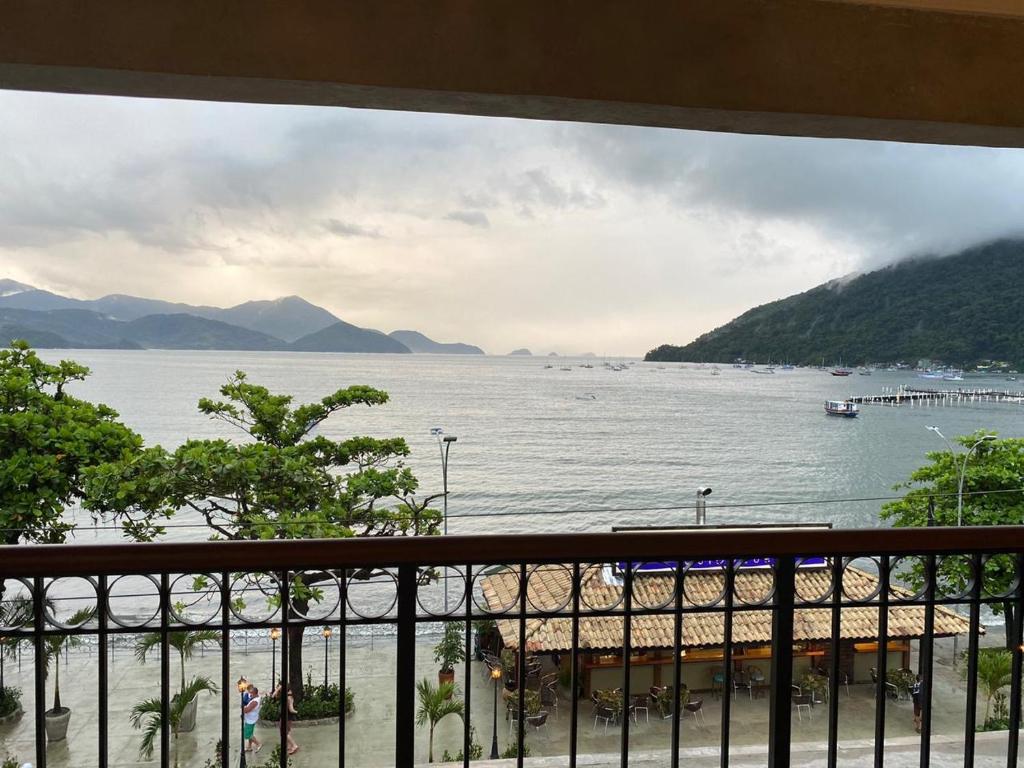  APARTAMENTO DE FRENTE PARA O MAR NA ORLA DO ITAGUA 02