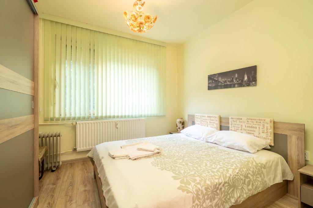 Апартаменти Уют - Apartment With Balcony
