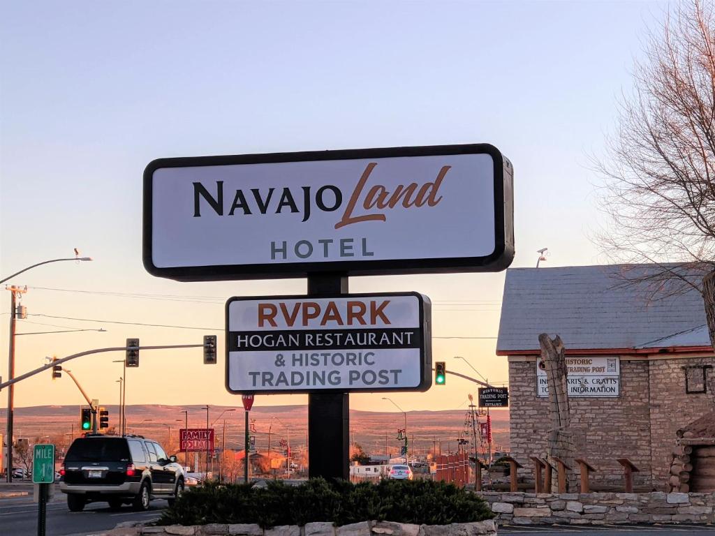 Certifikát, hodnocení, plakát nebo jiný dokument vystavený v ubytování NavajoLand Hotel