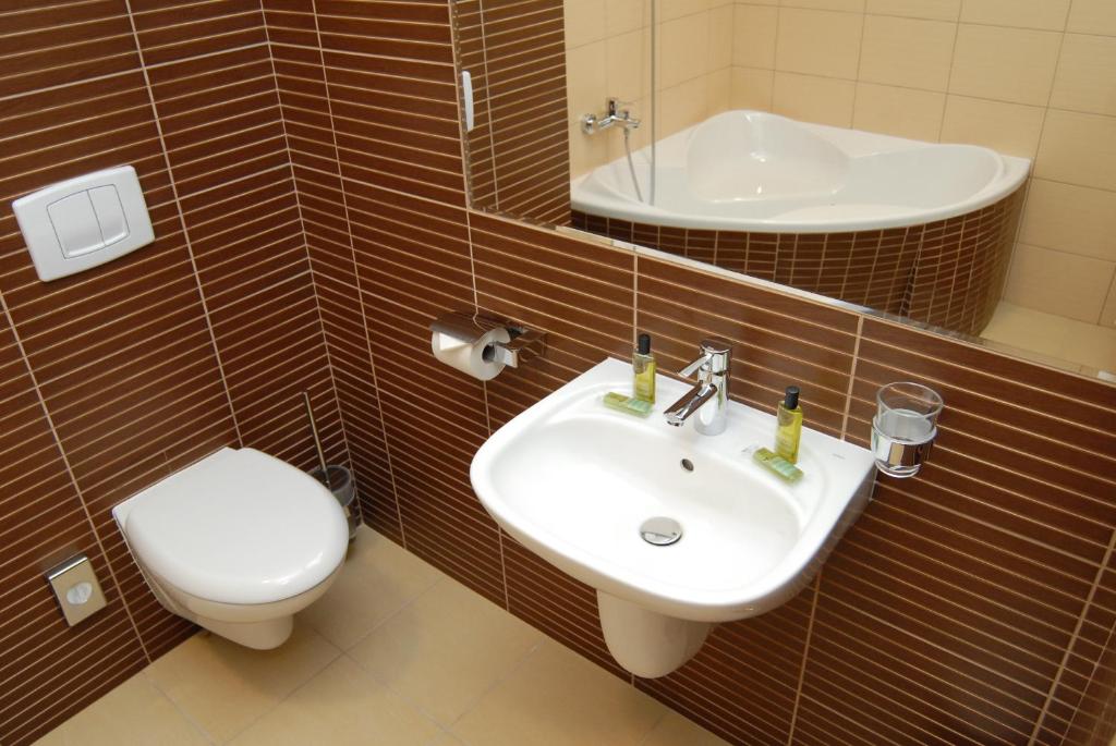 Koupelna v ubytování Hotel Pik