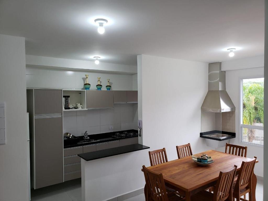  Apartamento novo para aluguel de temporada em Ubatuba Jardim das Palmeiras II Home Resort