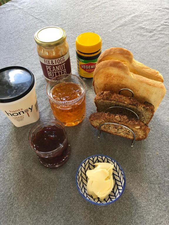 Allie's Hill Top Haven Bed & Breakfast - Resim 14