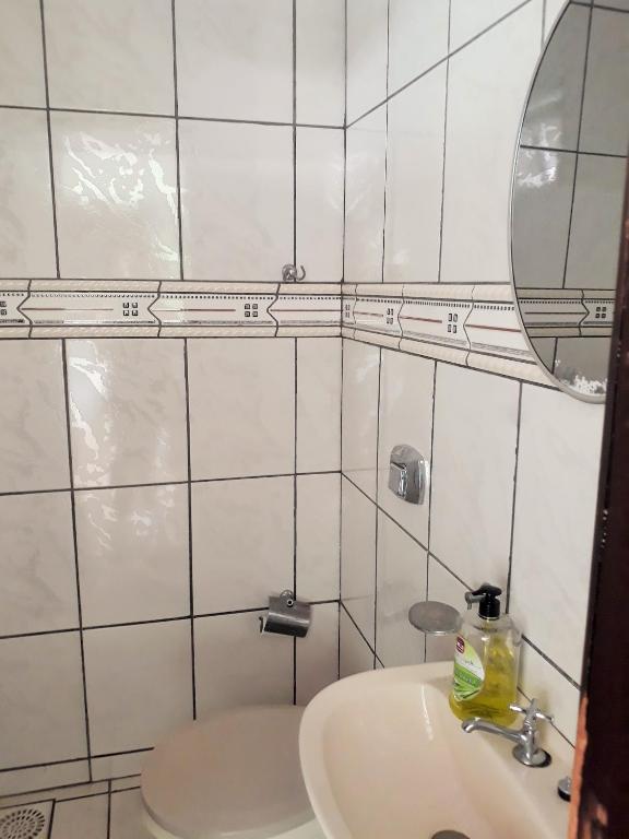  Apartamento em Residencial no Centro de Bombinhas - 1 Vaga de Garagem