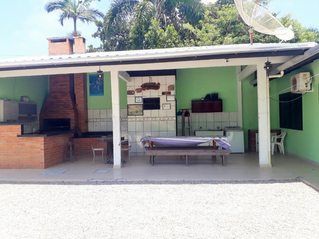  Apartamento em Residencial no Centro de Bombinhas - 1 Vaga de Garagem