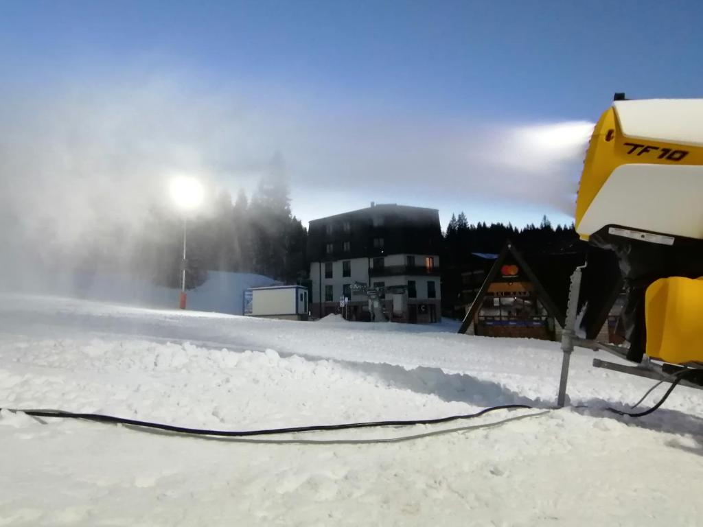 CENTRALA Jahorina v zimě