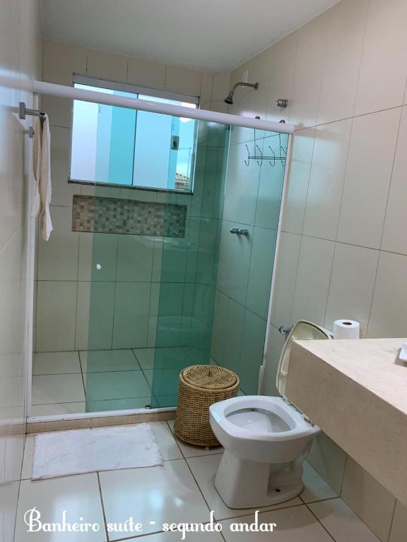 Casa grande com piscina