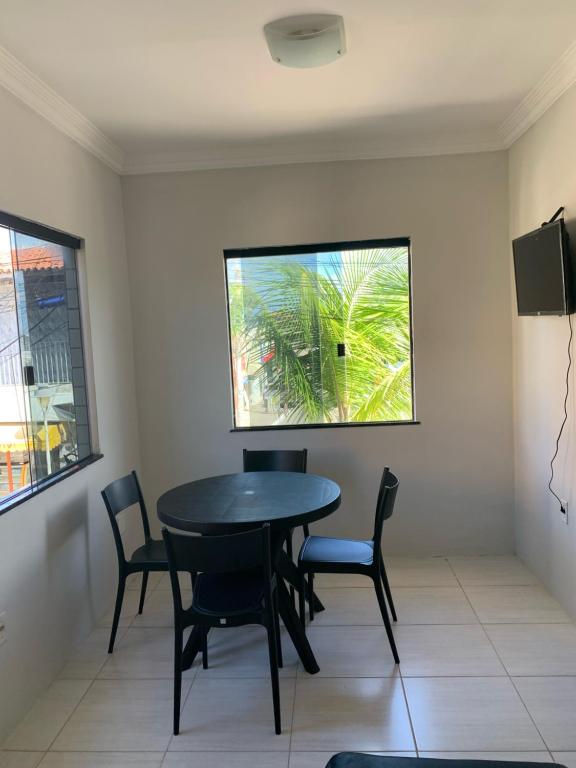 CASA NA PRAÇA DE AREMBEPE