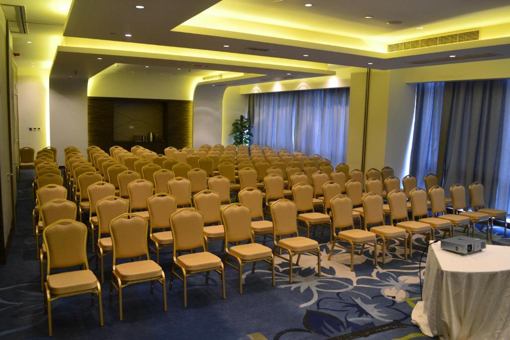 Konferenční prostory v ubytování Holiday Inn Shanghai Songjiang by IHG - Miaoqian Street