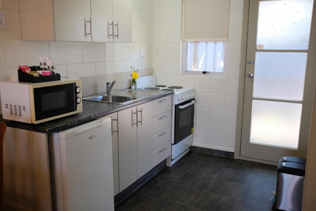 Montana Lodge Motel - Resim 4