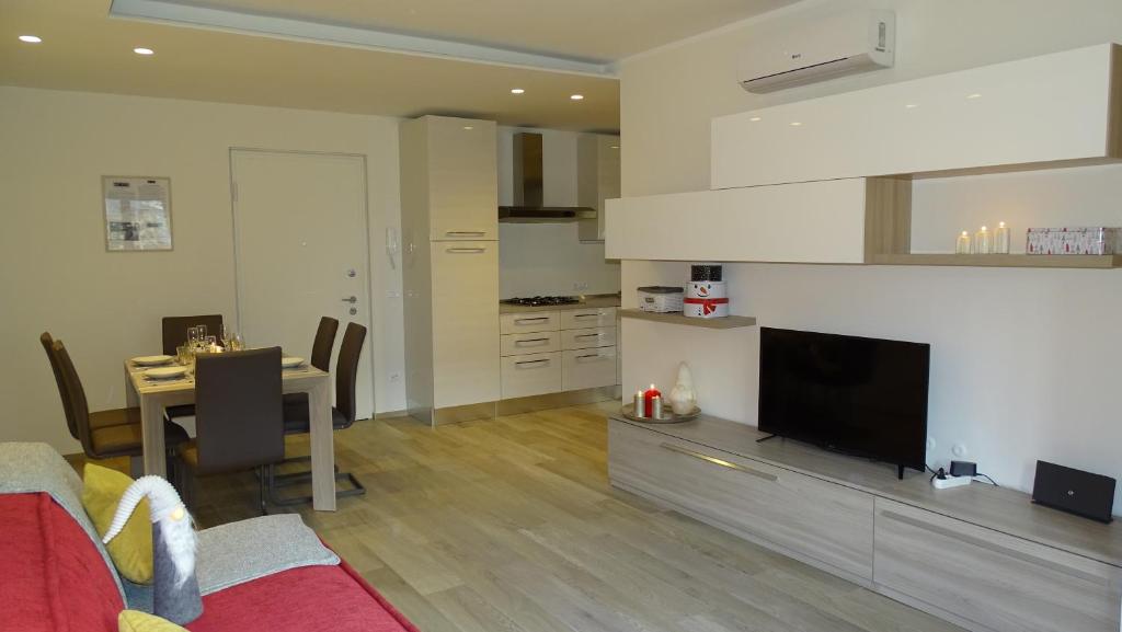 Blue Moon - Via Parigi Apartments - 9