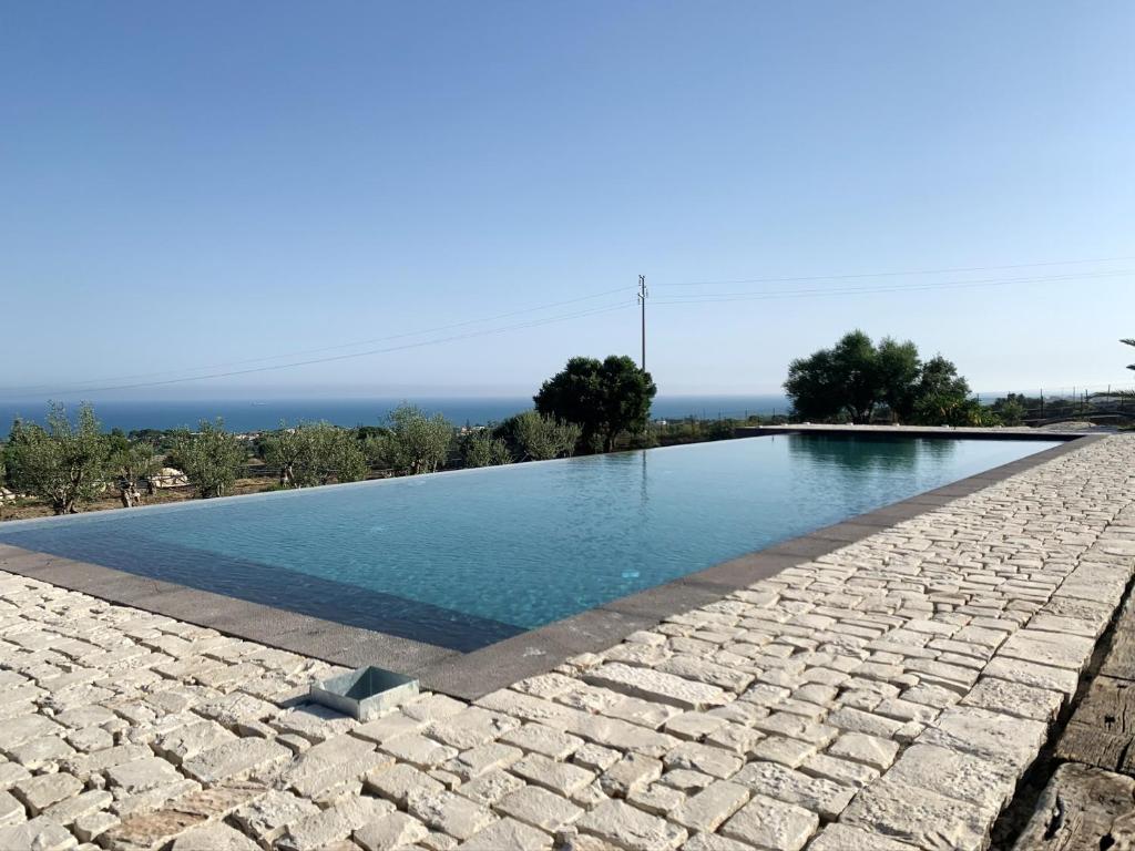 Bazén v ubytování Charming Villa in Pozzallo with Private Pool nebo v jeho okolí