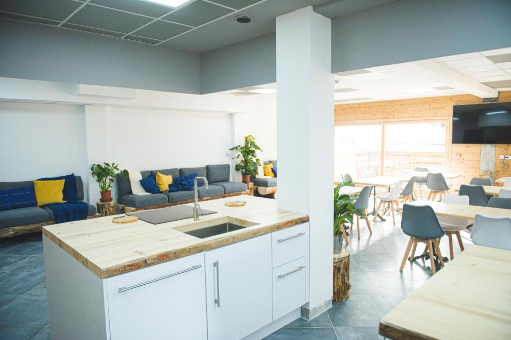 Posezení v ubytování BodyGo Hostel