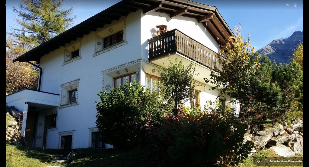 Nespecifikovaný výhled na hory nebo výhled na hory při pohledu z apartmánu