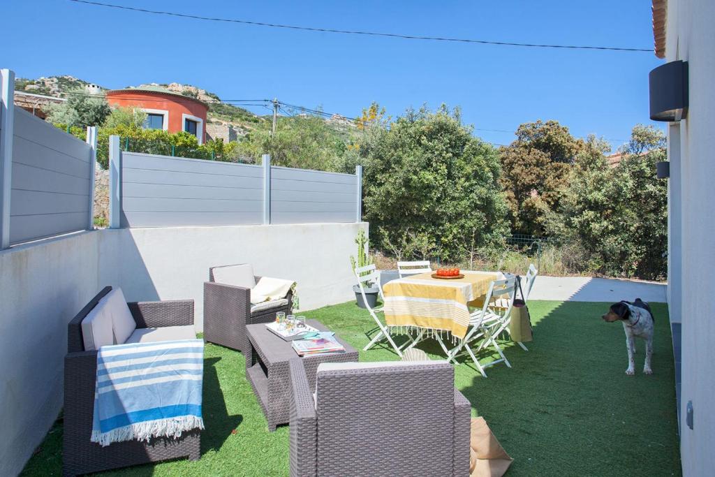 Patio nebo venkovní prostory v ubytování Casa Sol location de vacances indépendante à Calvi moins de 2km plage