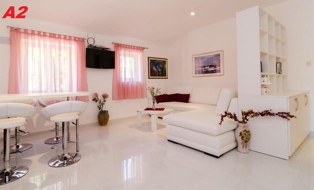 Apartments Mare - 12