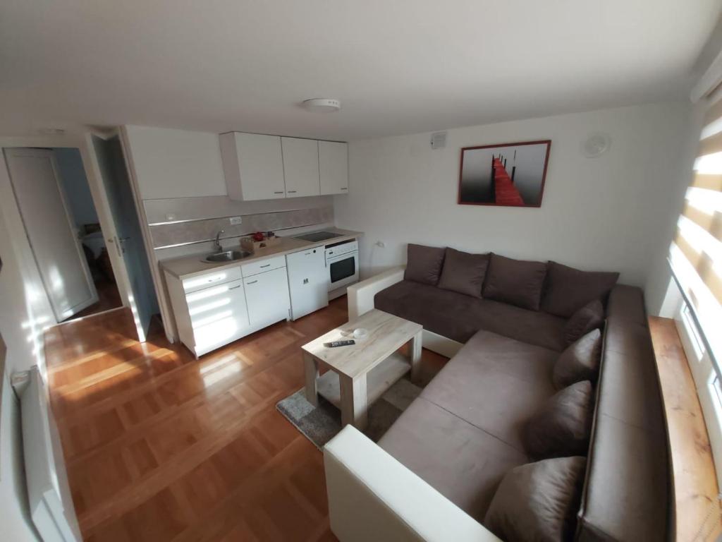 Aska Apartments Vrnjacka Banja - Double Room With Park View