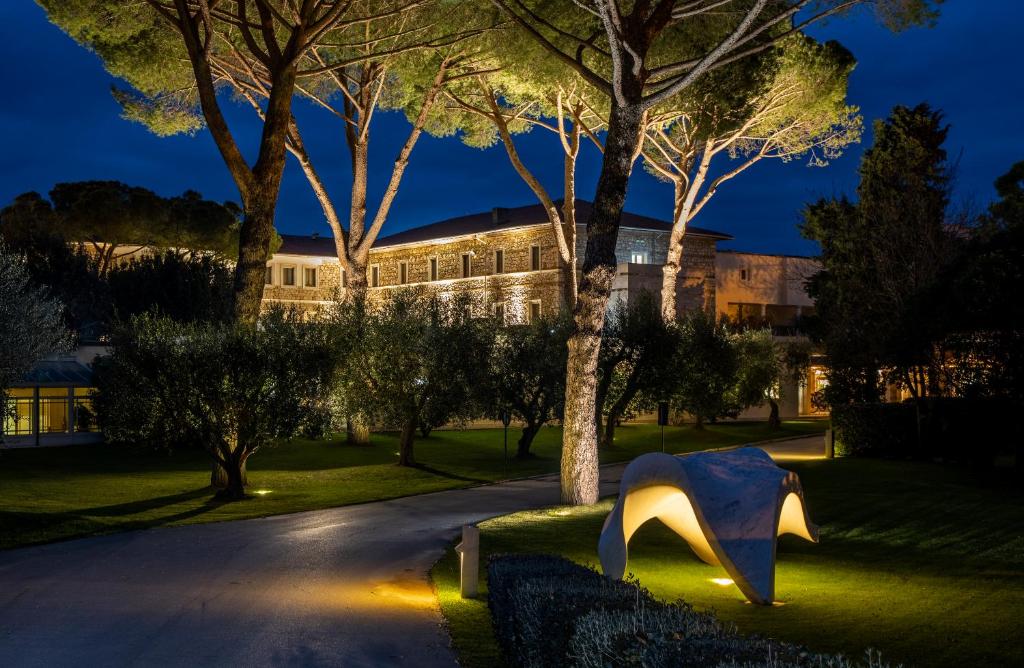 Aed väljaspool majutusasutust Terme di Saturnia Natural Spa & Golf Resort - The Leading Hotels of the World