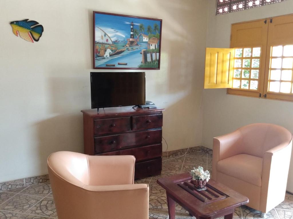  Casa com 4 quartos em condomínio fechado