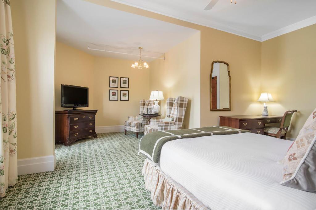 Omni Mount Washington Resort & Spa - Deluxe Room - 1 King Bed