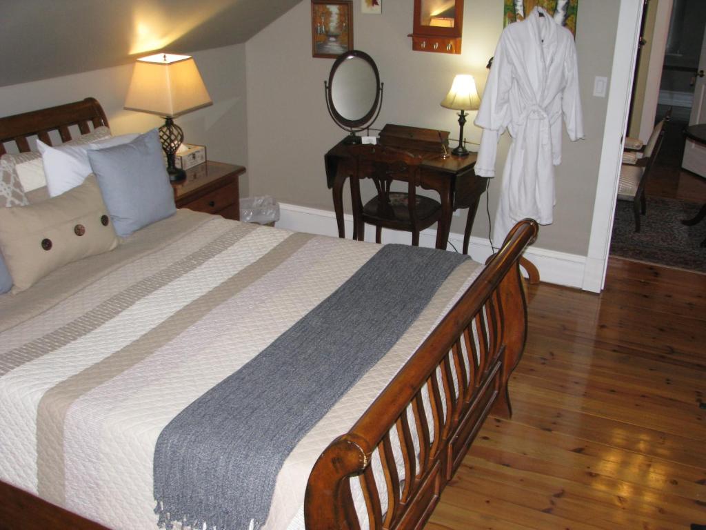 Postel nebo postele na pokoji v ubytování Clyde Hall Bed and Breakfast