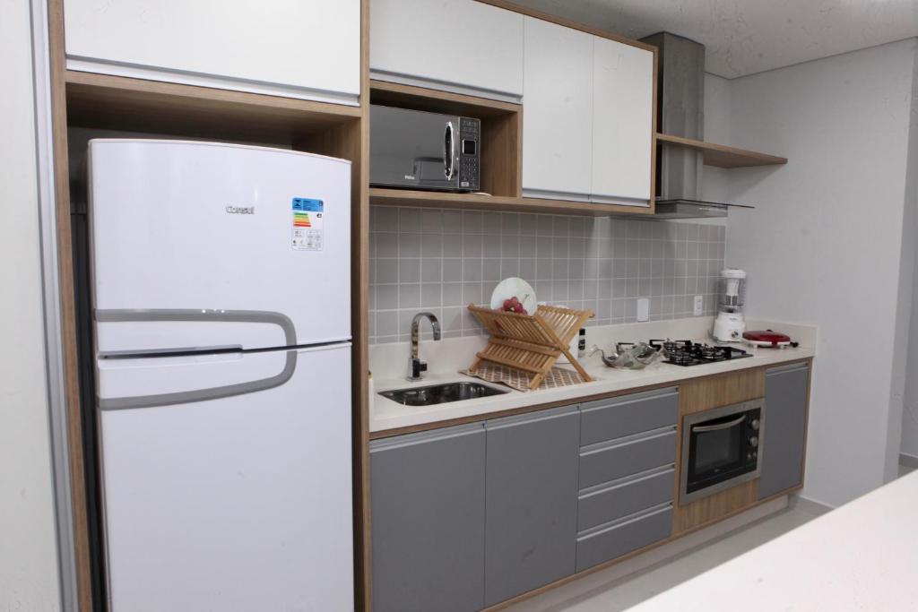  LINDO APARTAMENTO EM PENHA SC