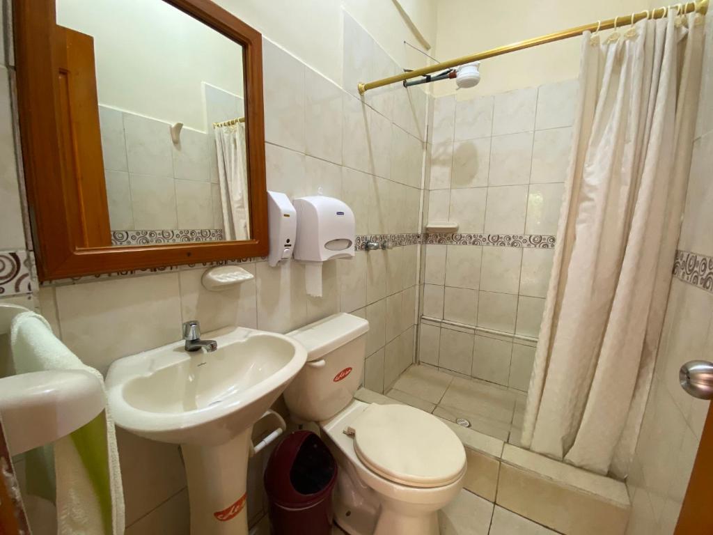 Hostal Vista al Mar - غرفة الاجتماعات