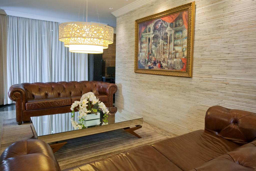  Laguna Plaza Hotel