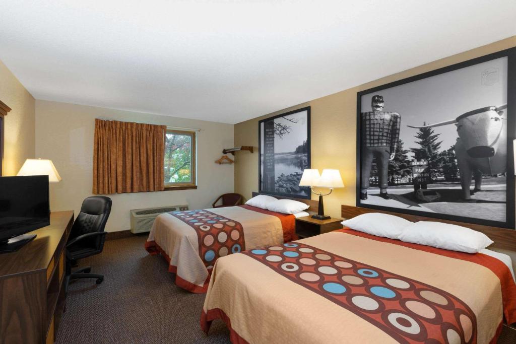 Super 8 by Wyndham Bemidji MN - Habitación Con 2 Camas Grandes - No Fumadores