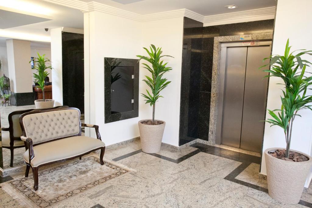  Laguna Plaza Hotel
