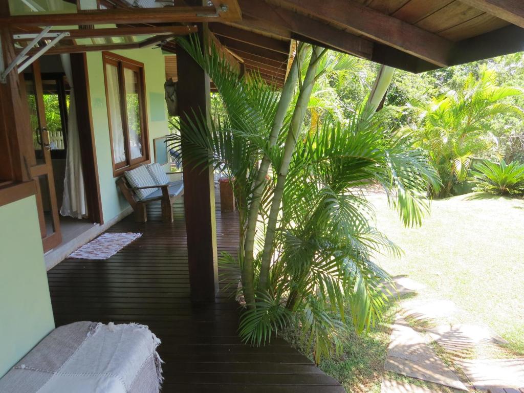  Casa com trilha pra praia e linda vista para Lagoa da Conceição