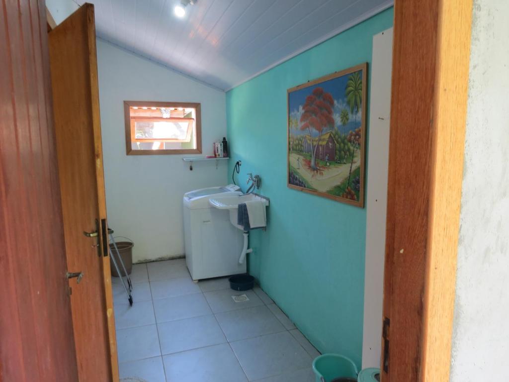  Casa com trilha pra praia e linda vista para Lagoa da Conceição