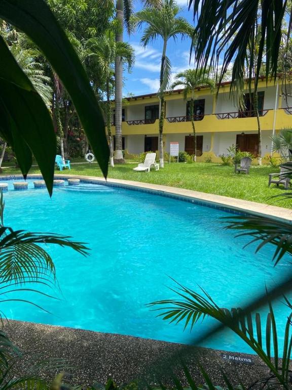 Bazén v ubytování Samara Beach Hotel nebo v jeho okolí