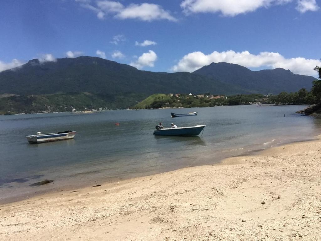  Casa Daslis Espaçosa e Bem Localizada