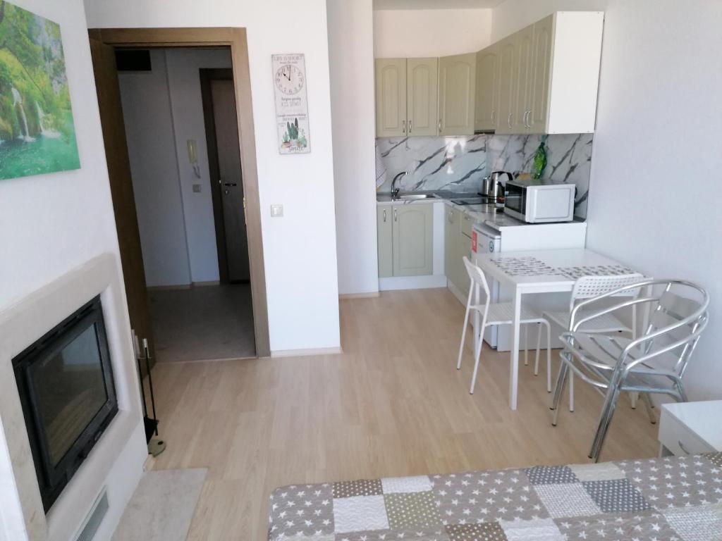 Luxury apartments in St. John Park - Studio Con Mountain View