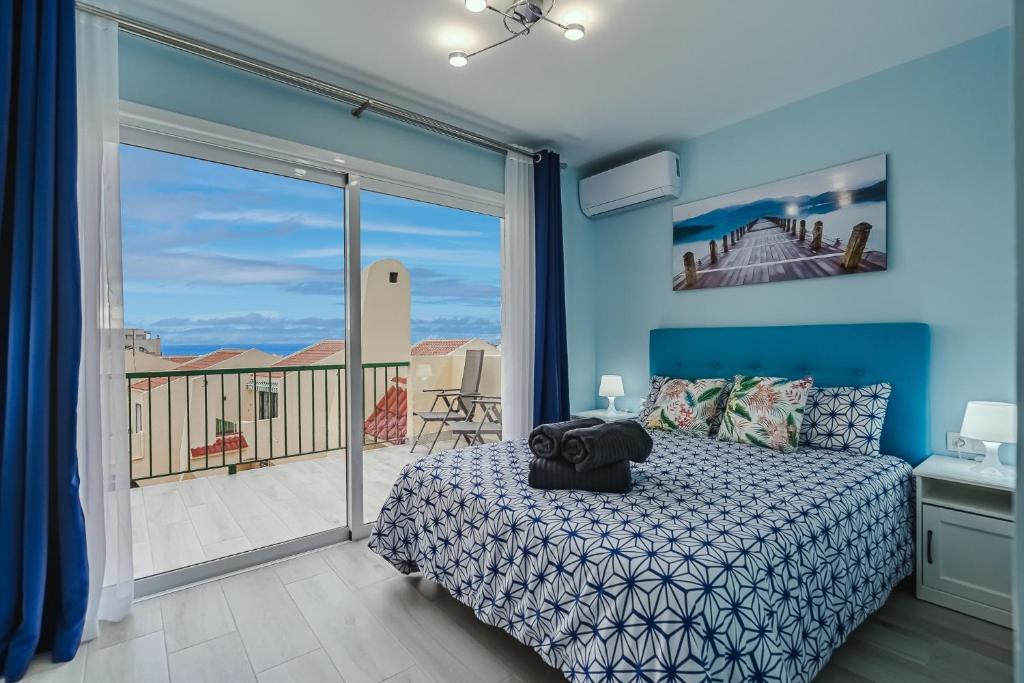 Posteľ alebo postele v izbe v ubytovaní 4bedrm RiverStylePool Best Beach Tenerife in 200m